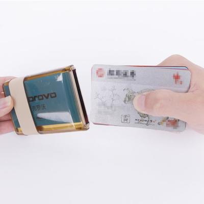 農(nóng)民工樂壞了!中國造&ldquo;風(fēng)扇帽&rdquo;問世,安全防曬,太陽越大越?jīng)隹? class=